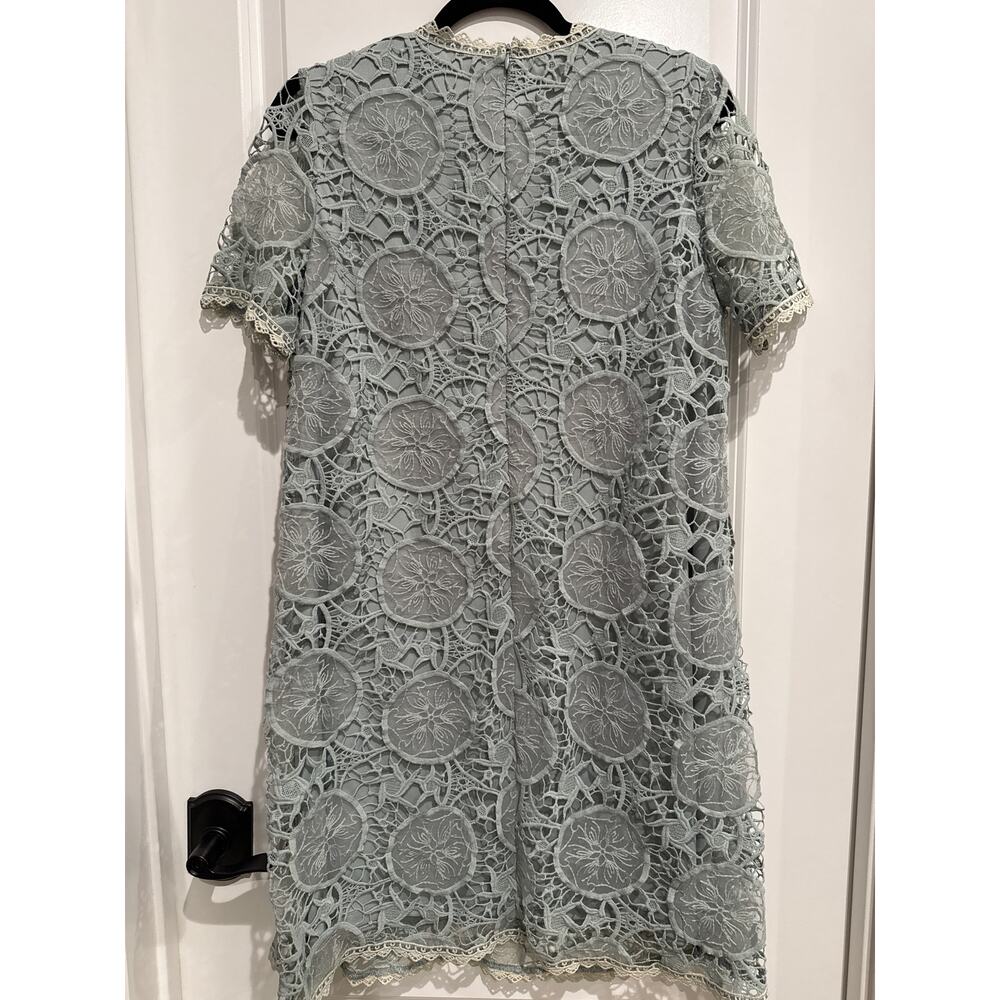 MSRP: $140 | ✨ Macaron Floral Lace Shift Dress – Size S | Sage / Soft Green✨ - Picture 7 of 10